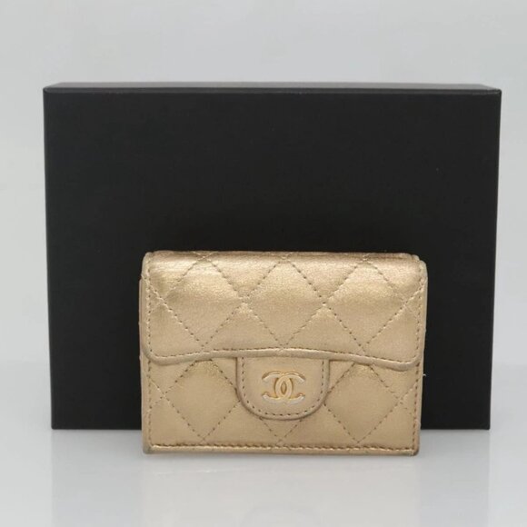CHANEL Matelasse Compact Wallet Lamb Skin Gold CC Auth 136328 - Picture 15 of 16